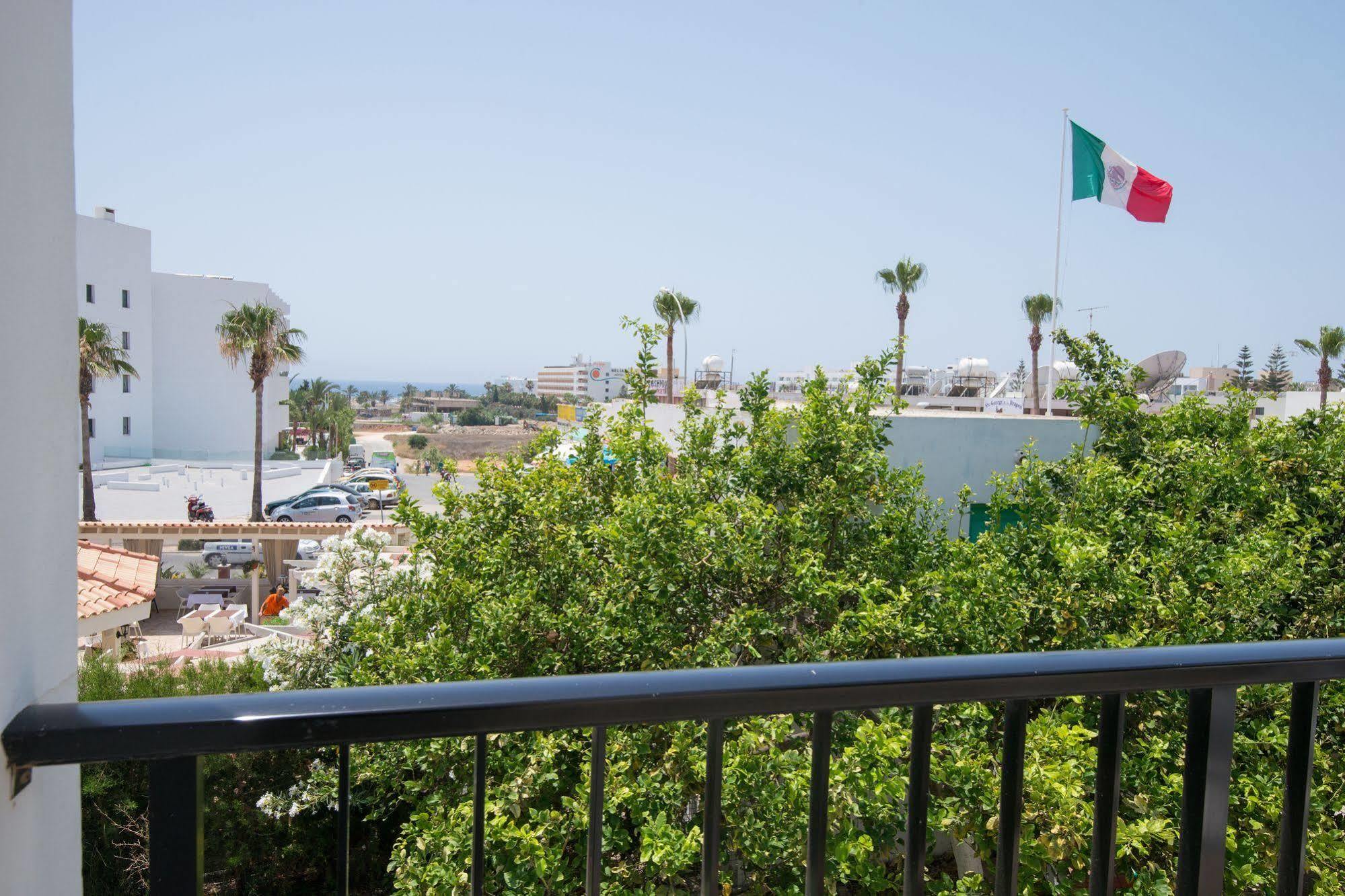 Kkaras Hotel 3 Star Ayia Napa Ngoại thất bức ảnh
